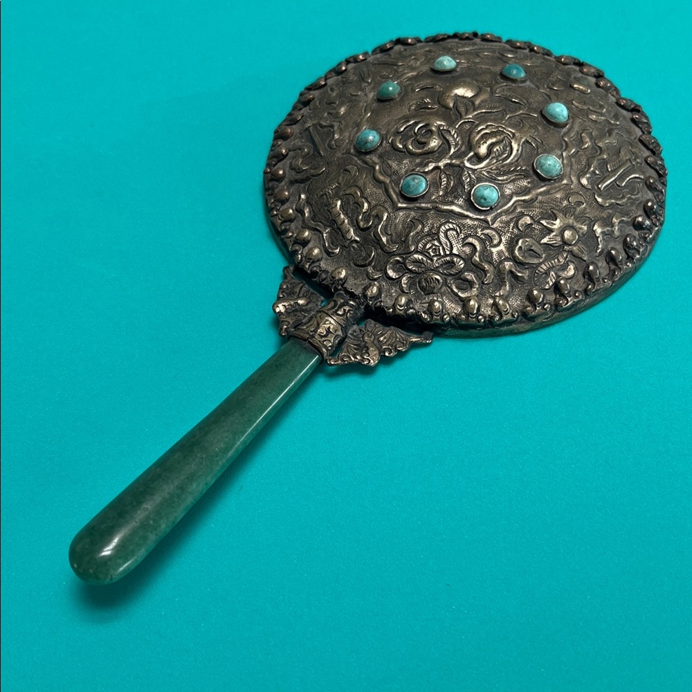 Vintage Style Handheld Mirror with Green Handle